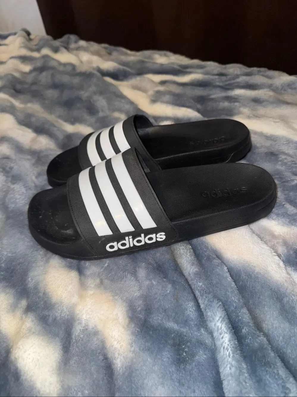 Adidas slides size 11